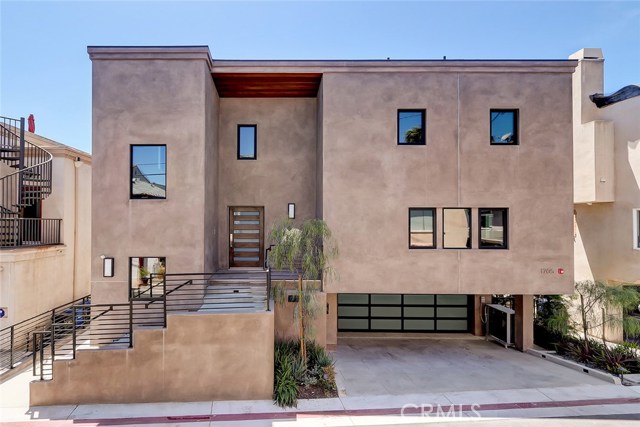 1705 Bayview Drive, Hermosa Beach, California 90254, 4 Bedrooms Bedrooms, ,2 BathroomsBathrooms,Residential,Sold,Bayview,SB20095687