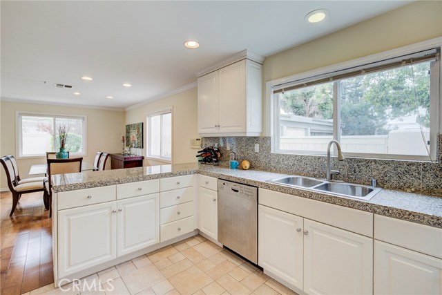 2116 Ernest Avenue, Redondo Beach, California 90278, 4 Bedrooms Bedrooms, ,2 BathroomsBathrooms,Residential,Sold,Ernest,SB18053511