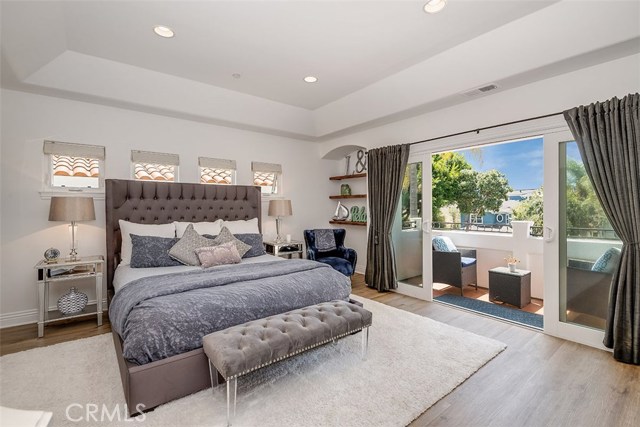 727 Avenue A, Redondo Beach, California 90277, 4 Bedrooms Bedrooms, ,3 BathroomsBathrooms,Residential,Sold,Avenue A,SB20144641