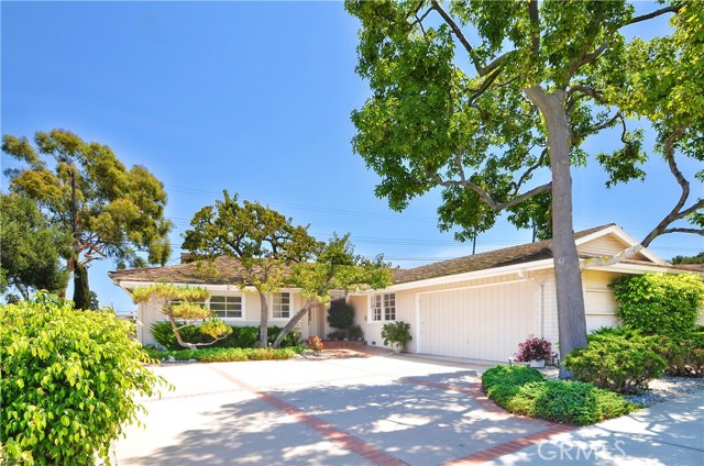 26206 Grayslake Road, Rancho Palos Verdes, California 90275, 4 Bedrooms Bedrooms, ,2 BathroomsBathrooms,Residential,Sold,Grayslake,PV18187433