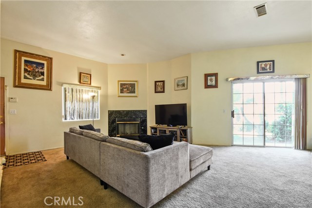 3 Bed Home for Sale in Hawthorne, California