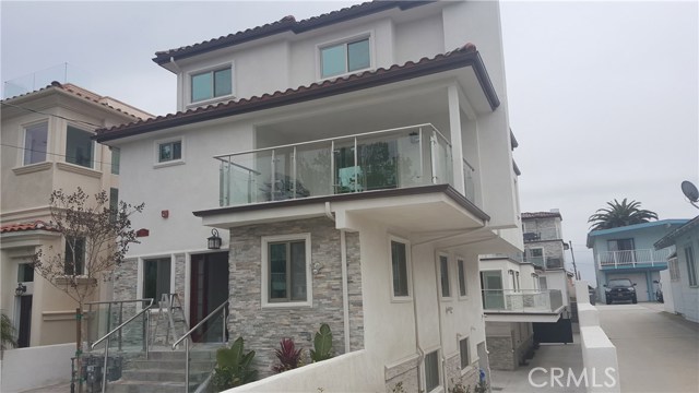 214 Lucia Avenue, Redondo Beach, California 90277, 3 Bedrooms Bedrooms, ,2 BathroomsBathrooms,Residential,Sold,Lucia,SB18239042