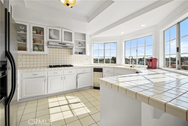 1924 Gates Avenue, Redondo Beach, California 90278, 4 Bedrooms Bedrooms, ,2 BathroomsBathrooms,Residential,Sold,Gates,PV20227378