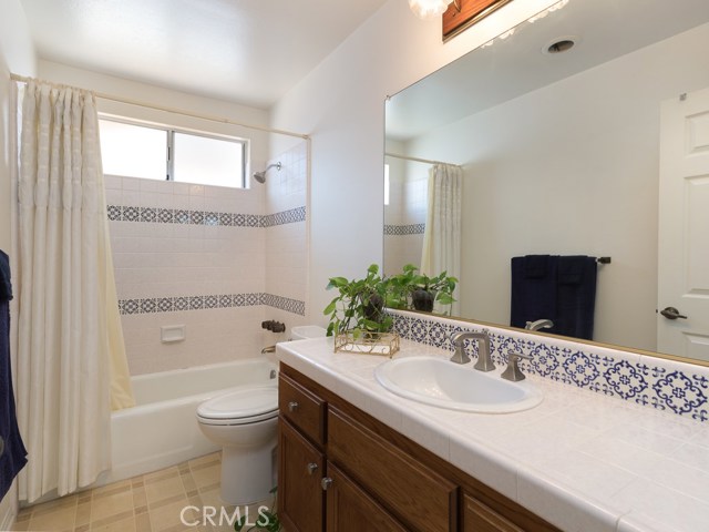 1931 Gates Avenue, Redondo Beach, California 90278, 3 Bedrooms Bedrooms, ,2 BathroomsBathrooms,Residential,Sold,Gates,SB18269074