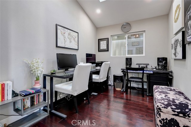 1117 Goodman Avenue, Redondo Beach, California 90278, 3 Bedrooms Bedrooms, ,2 BathroomsBathrooms,Residential,Sold,Goodman,SB20118226