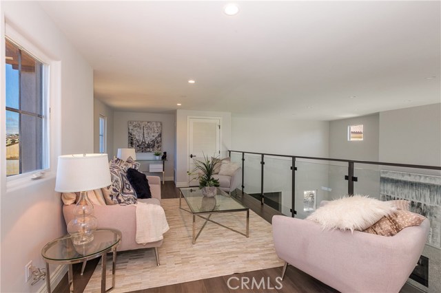 526 ELENA Avenue, Redondo Beach, California 90277, 5 Bedrooms Bedrooms, ,4 BathroomsBathrooms,Residential,Sold,ELENA,SB18239581