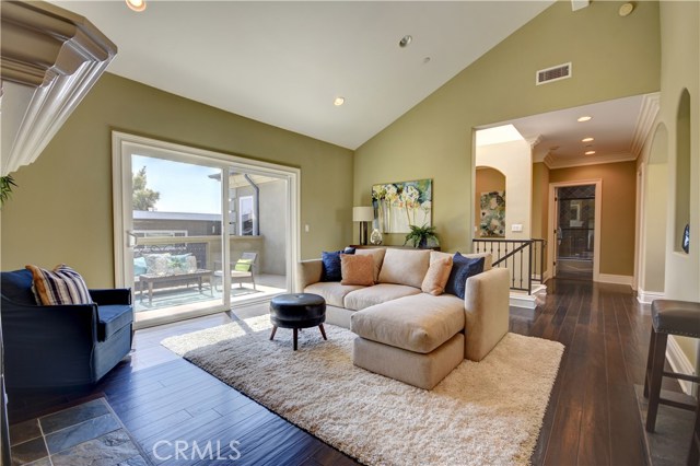 1912 Vanderbilt Lane, Redondo Beach, California 90278, 4 Bedrooms Bedrooms, ,3 BathroomsBathrooms,Residential,Sold,Vanderbilt,SB18191238