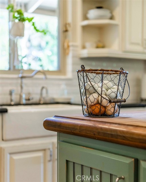 17 Seahurst Road, Rolling Hills Estates, California 90274, 5 Bedrooms Bedrooms, ,5 BathroomsBathrooms,Residential,Sold,Seahurst,PV20141601