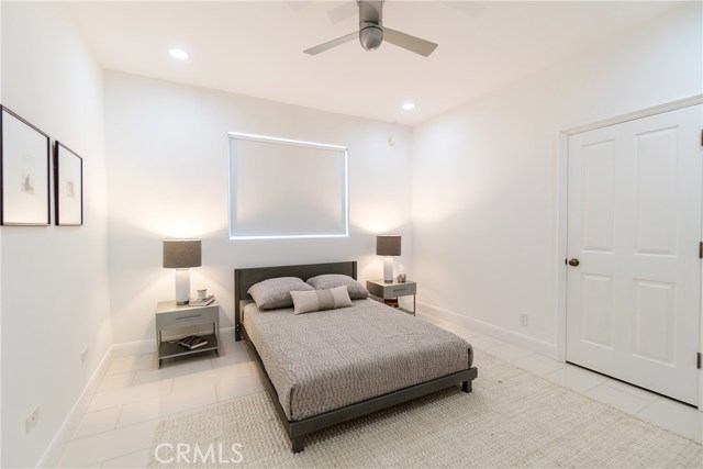 2524 Manhattan Avenue, Hermosa Beach, California 90254, 5 Bedrooms Bedrooms, ,3 BathroomsBathrooms,Residential,Sold,Manhattan,SB18096858
