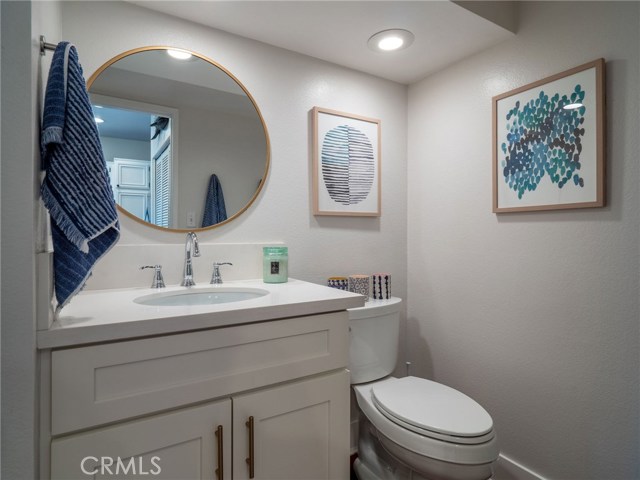 1304 12th Street, Manhattan Beach, California 90266, 2 Bedrooms Bedrooms, ,2 BathroomsBathrooms,Residential,Sold,12th,SB20056135