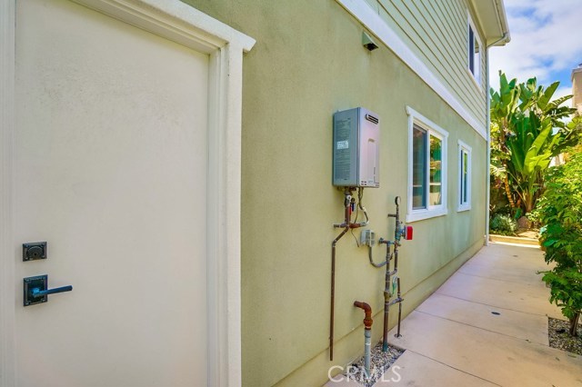 105 S Prospect Avenue, Redondo Beach, California 90277, 4 Bedrooms Bedrooms, ,2 BathroomsBathrooms,Residential,Sold,S Prospect,SB18121161