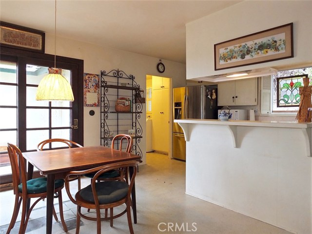 Family Room Off Kitchen