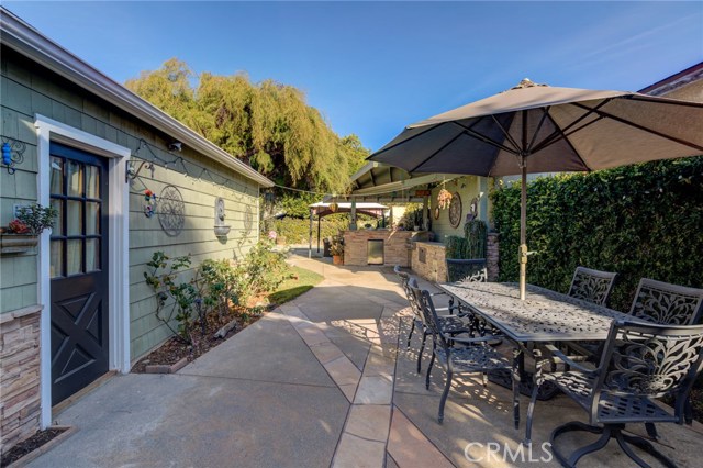 1019 Avenue B, Redondo Beach, California 90277, 4 Bedrooms Bedrooms, ,2 BathroomsBathrooms,Residential,Sold,Avenue B,PV20263391
