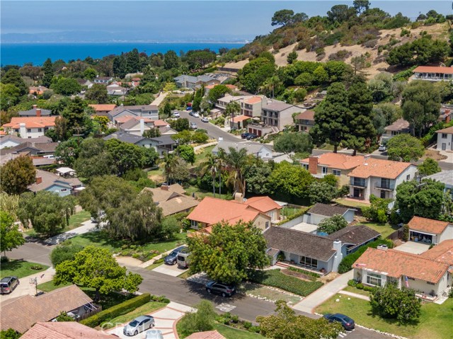 2408 Via Rivera, Palos Verdes Estates, California 90274, 3 Bedrooms Bedrooms, ,1 BathroomBathrooms,Residential,Sold,Via Rivera,PV20139325