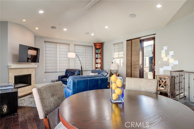 2619 Carnegie Lane, Redondo Beach, California 90278, 3 Bedrooms Bedrooms, ,2 BathroomsBathrooms,Residential,Sold,Carnegie,PV20221187