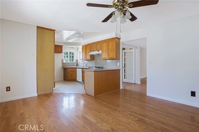 2414 Robinson Street, Redondo Beach, California 90278, 5 Bedrooms Bedrooms, ,1 BathroomBathrooms,Residential,Sold,Robinson,SB20153648