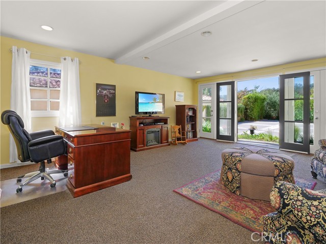 2605 Via Campesina, Palos Verdes Estates, California 90274, 3 Bedrooms Bedrooms, ,1 BathroomBathrooms,Residential,Sold,Via Campesina,PV21117360