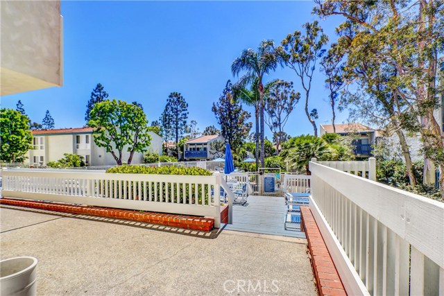 816 Camino Real, Redondo Beach, California 90277, 2 Bedrooms Bedrooms, ,1 BathroomBathrooms,Residential,Sold,Camino Real,SB17142888