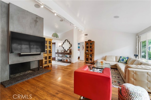 5024 Elmdale Drive, Rolling Hills Estates, California 90274, 4 Bedrooms Bedrooms, ,2 BathroomsBathrooms,Residential,Sold,Elmdale,SB20127601