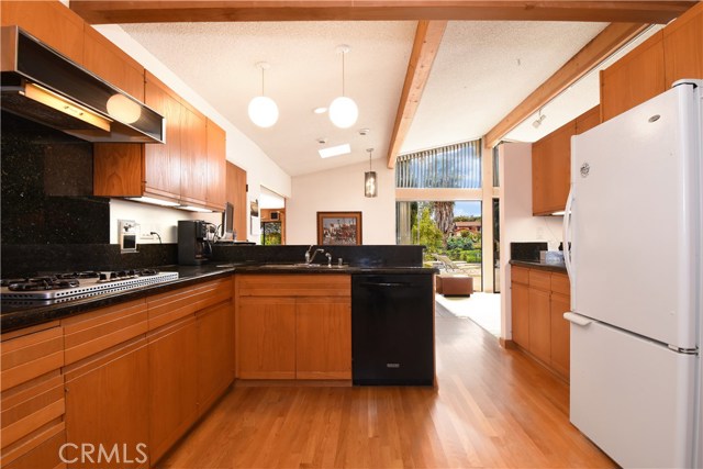 27958 Alaflora Drive, Rancho Palos Verdes, California 90275, 3 Bedrooms Bedrooms, ,2 BathroomsBathrooms,Residential,Sold,Alaflora,PV20001264