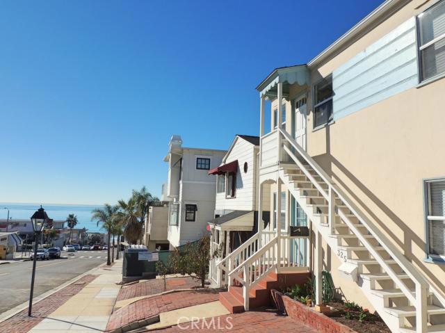 323 Marine Avenue, Manhattan Beach, California 90266, ,Residential Income,Sold,Marine,SB15002825