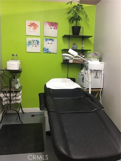 Foothill, ,Business Opportunity,For Sale,Foothill,CV20201674