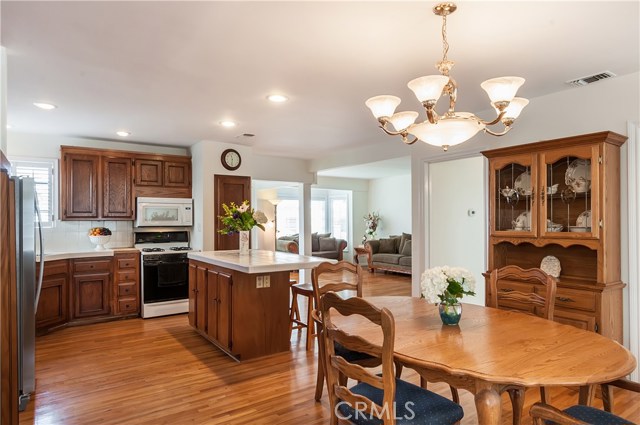 1330 21st Street, Manhattan Beach, California 90266, 4 Bedrooms Bedrooms, ,2 BathroomsBathrooms,Residential,Sold,21st,SB17175010