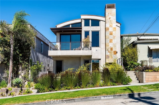 Custom built on a street to alley (Boundary) lot.  Boundary is the border for Hermosa and Manhattan Beach.