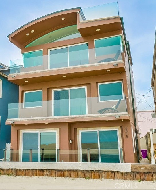 Photo of 6815 E Seaside Walk, Long Beach, CA 90803