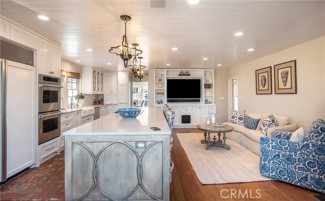 659 18th Street, Manhattan Beach, California 90266, 4 Bedrooms Bedrooms, ,3 BathroomsBathrooms,Residential,Sold,18th,SB19269469