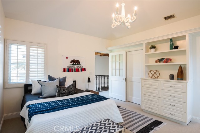 587 26th Street, Manhattan Beach, California 90266, 4 Bedrooms Bedrooms, ,3 BathroomsBathrooms,Residential,Sold,26th,SB21063366