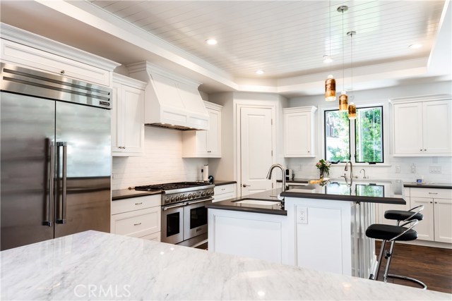 1905 Elm Avenue, Manhattan Beach, California 90266, 5 Bedrooms Bedrooms, ,5 BathroomsBathrooms,Residential,Sold,Elm,SB19169509