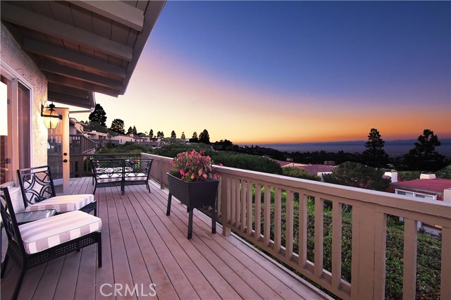 79 Cypress Way, Rolling Hills Estates, California 90274, 2 Bedrooms Bedrooms, ,2 BathroomsBathrooms,Residential,Sold,Cypress,PV19197789