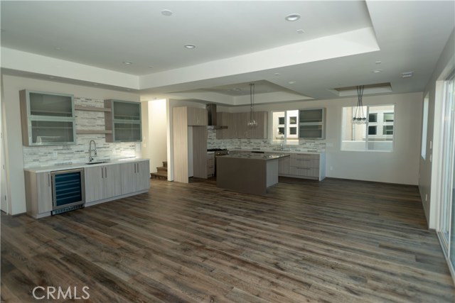 2013 Voorhees Avenue, Redondo Beach, California 90278, 4 Bedrooms Bedrooms, ,3 BathroomsBathrooms,Residential,Sold,Voorhees,SB18083420