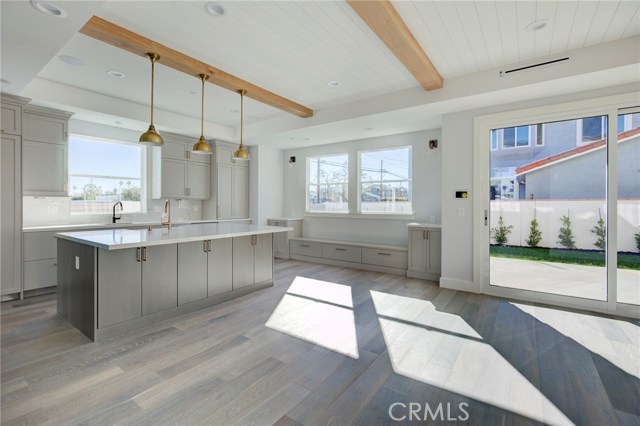 2122 Perry Avenue, Redondo Beach, California 90278, 5 Bedrooms Bedrooms, ,4 BathroomsBathrooms,Residential,Sold,Perry,PV19015691