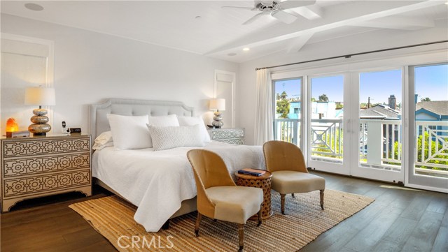 549 3rd Street, Manhattan Beach, California 90266, 5 Bedrooms Bedrooms, ,5 BathroomsBathrooms,Residential,Sold,3rd,SB21052350