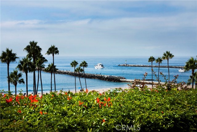 Photo of 211 Iris Avenue, Corona del Mar, CA 92625