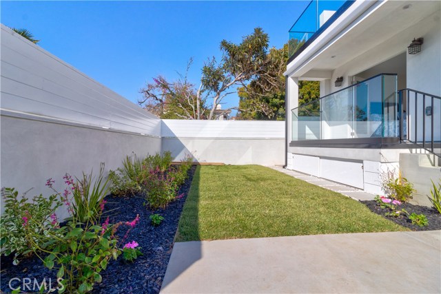 1401 Corona Street, Hermosa Beach, California 90254, 4 Bedrooms Bedrooms, ,3 BathroomsBathrooms,Residential,Sold,Corona,SB20015755