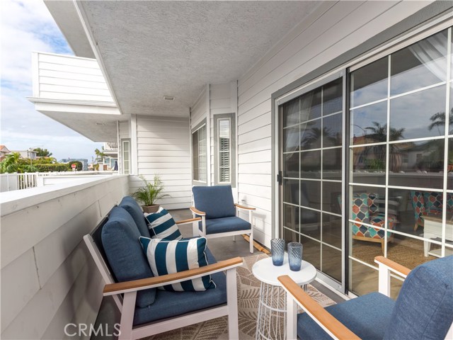 446 Monterey Boulevard, Hermosa Beach, California 90254, 3 Bedrooms Bedrooms, ,2 BathroomsBathrooms,Residential,Sold,Monterey,SB20227070