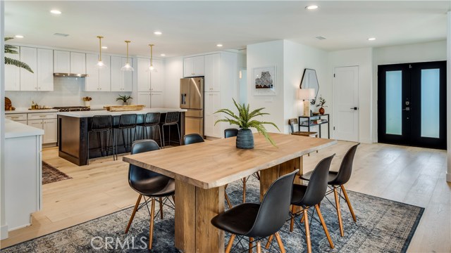 5936 S Chariton Ave, Ladera Heights, CA 90056 photo 6