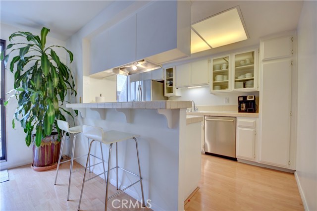 519 Meyer Lane, Redondo Beach, California 90278, 2 Bedrooms Bedrooms, ,1 BathroomBathrooms,Residential,Sold,Meyer,SB19016163