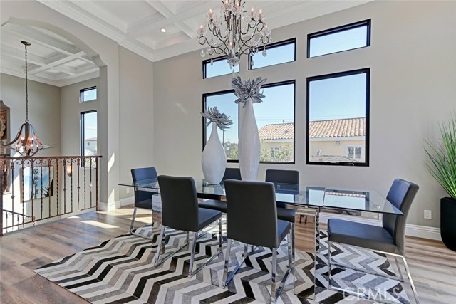 404 Lucia, Redondo Beach, California 90277, 4 Bedrooms Bedrooms, ,3 BathroomsBathrooms,Residential,Sold,Lucia,SB17221767