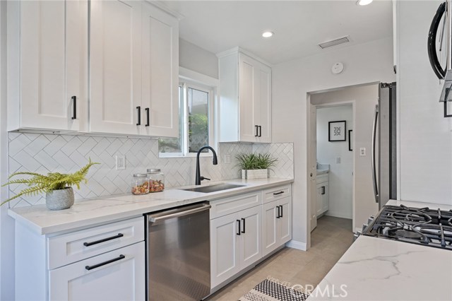 1638 Spreckels Lane, Redondo Beach, California 90278, 3 Bedrooms Bedrooms, ,1 BathroomBathrooms,Residential,Sold,Spreckels,SB20259385 1638 Spreckels Lane, Redondo Beach, California 90278, 3 Bedrooms Bedrooms, ,1 BathroomBathrooms,Residential,Sold,Spreckels,SB20259385