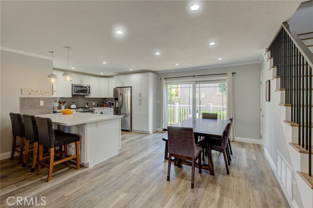 2014 Huntington Lane, Redondo Beach, California 90278, 6 Bedrooms Bedrooms, ,3 BathroomsBathrooms,Residential,Sold,Huntington,PV20087017