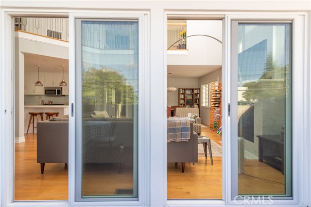 613 Lucia Avenue, Redondo Beach, California 90277, 3 Bedrooms Bedrooms, ,2 BathroomsBathrooms,Residential,Sold,Lucia,SB19228857