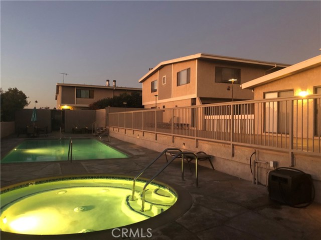 2289 190th Street, Redondo Beach, California 90278, 2 Bedrooms Bedrooms, ,1 BathroomBathrooms,Residential,Sold,190th,SB19237039