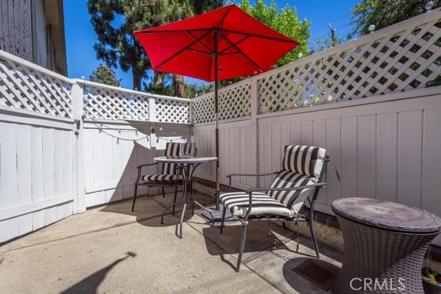 2205 Grant Avenue, Redondo Beach, California 90278, 3 Bedrooms Bedrooms, ,2 BathroomsBathrooms,Residential,Sold,Grant,SB17133498