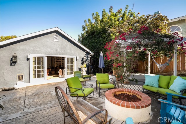 628 35th Street, Manhattan Beach, California 90266, 4 Bedrooms Bedrooms, ,2 BathroomsBathrooms,Residential,Sold,35th,SB19257457