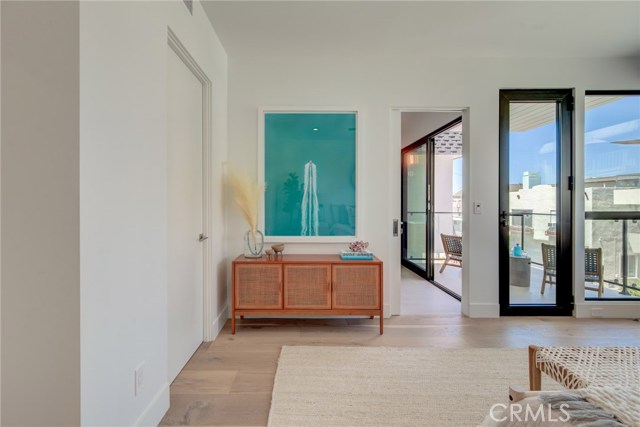 124 39th Street, Manhattan Beach, California 90266, 3 Bedrooms Bedrooms, ,2 BathroomsBathrooms,Residential,Sold,39th,SB20089804