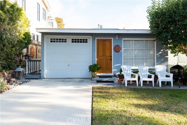 Photo of 714 Iris Avenue, Corona del Mar, CA 92625